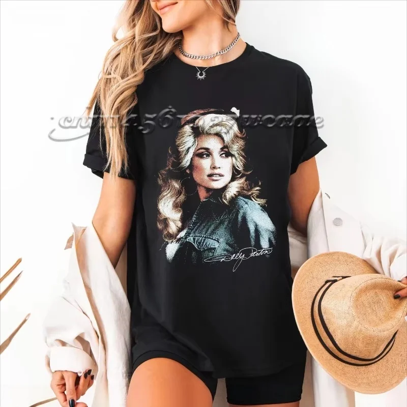 FamilyMatching Dolly Parton Collection T‑Shirt Commemorative Collectible American Vintage Singer Portrait Print Tee