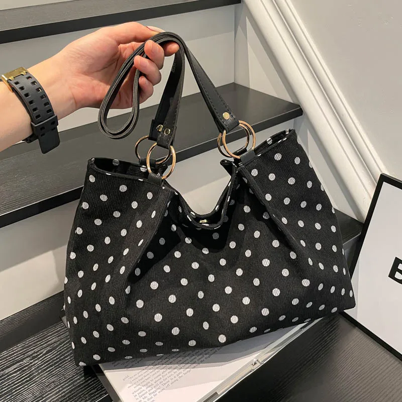 Canvas-Umhängetasche mit Polka-Dot-Print, Damen-Shopper mit großer Kapazität, koreanische Nischen-Handtasche mit vielseitiger Magnetschnalle – Detail 15