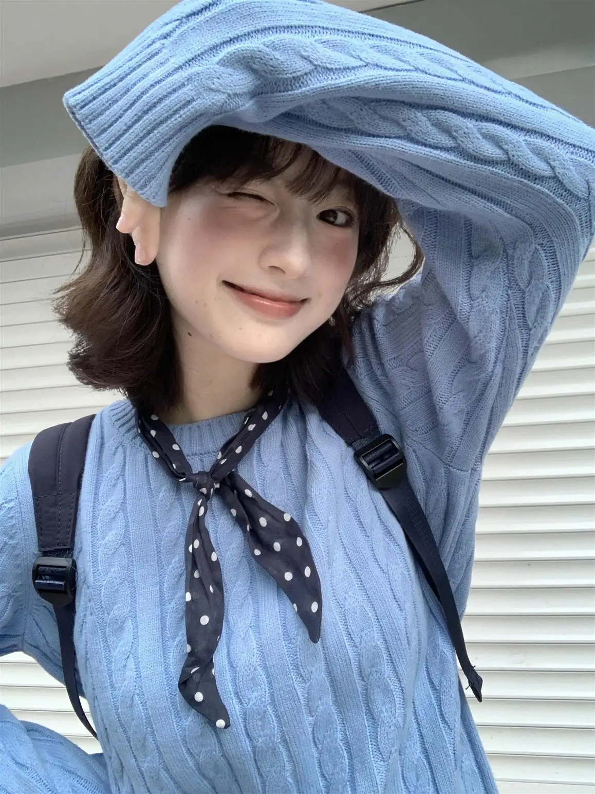 الكورية كلية Sle ريترو تويست الأزرق جولة Ne سترة المرأة الخريف الشتاء كسول تصميم عارضة أعلى محبوك طويل S...