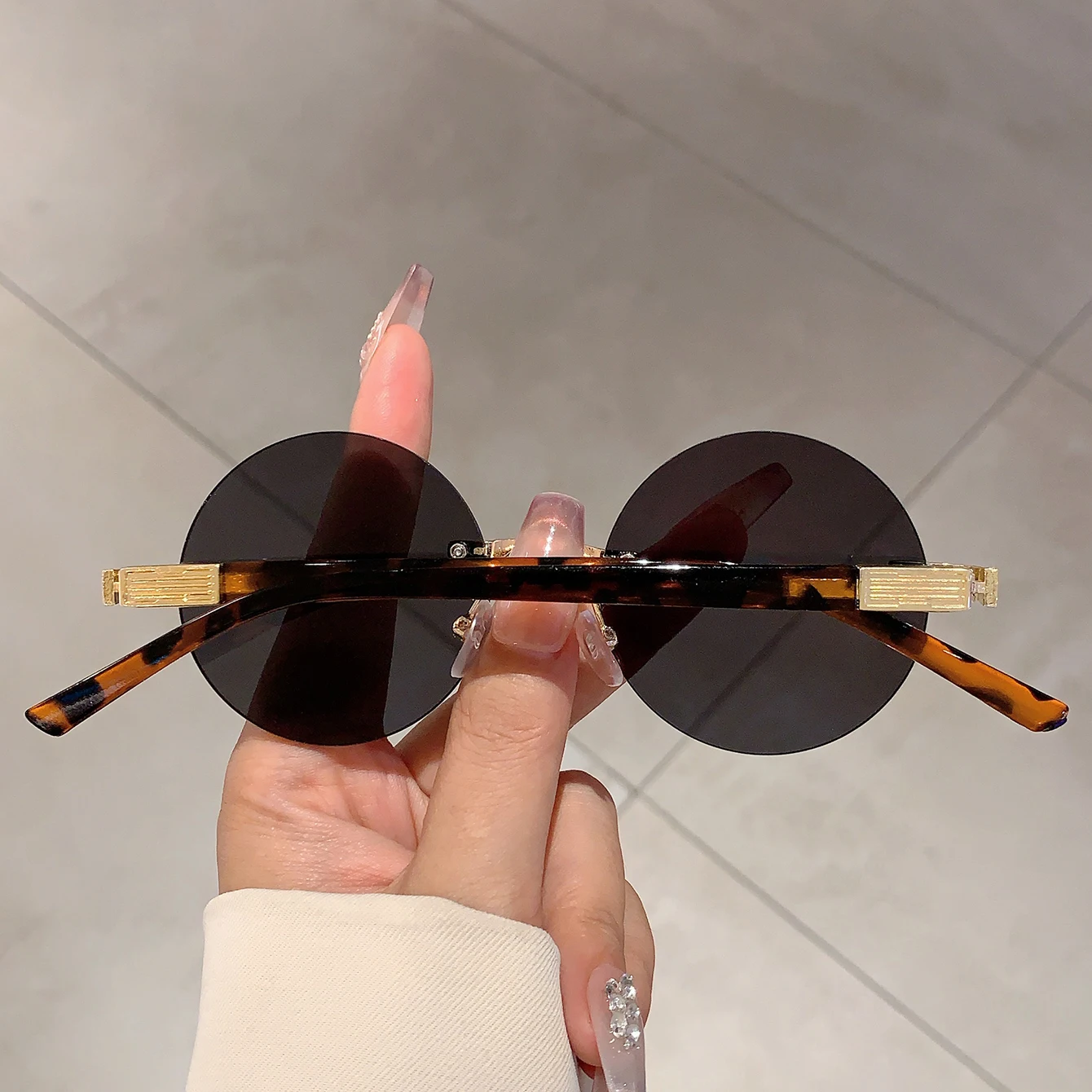 KAMMPT Rimless Round Sunglasses Men Fashion Classic Vintage Outdoor Shades Ins Trendy Luxury Brand Design Anti-UV Sun Glasses