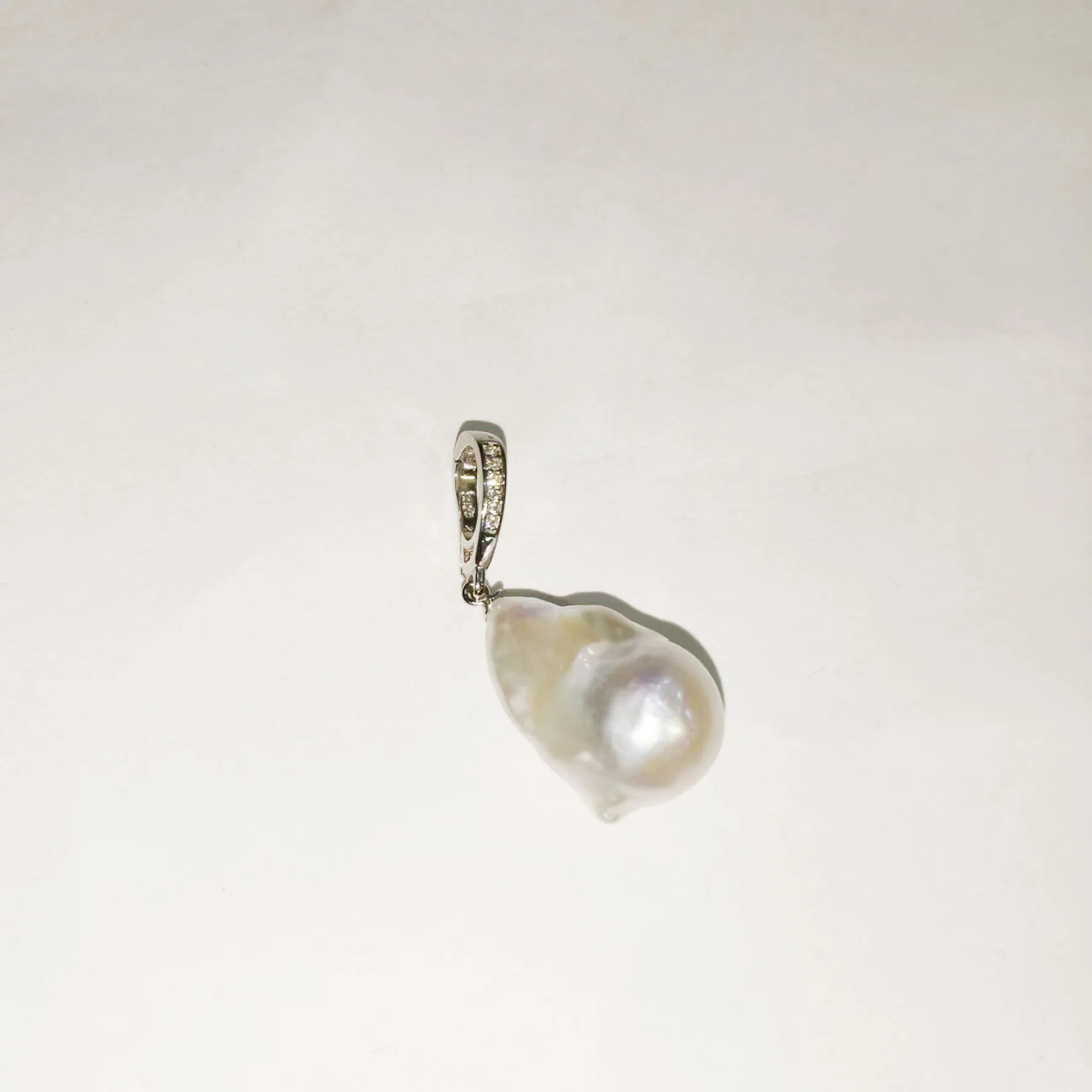 

Большой пресноводный жемчуг в стиле барокко, серебряный кулон 925, подвеска, качество ААА, ювелирные аксессуары «сделай сам», для ожерелья, высокое качество премиум-класса