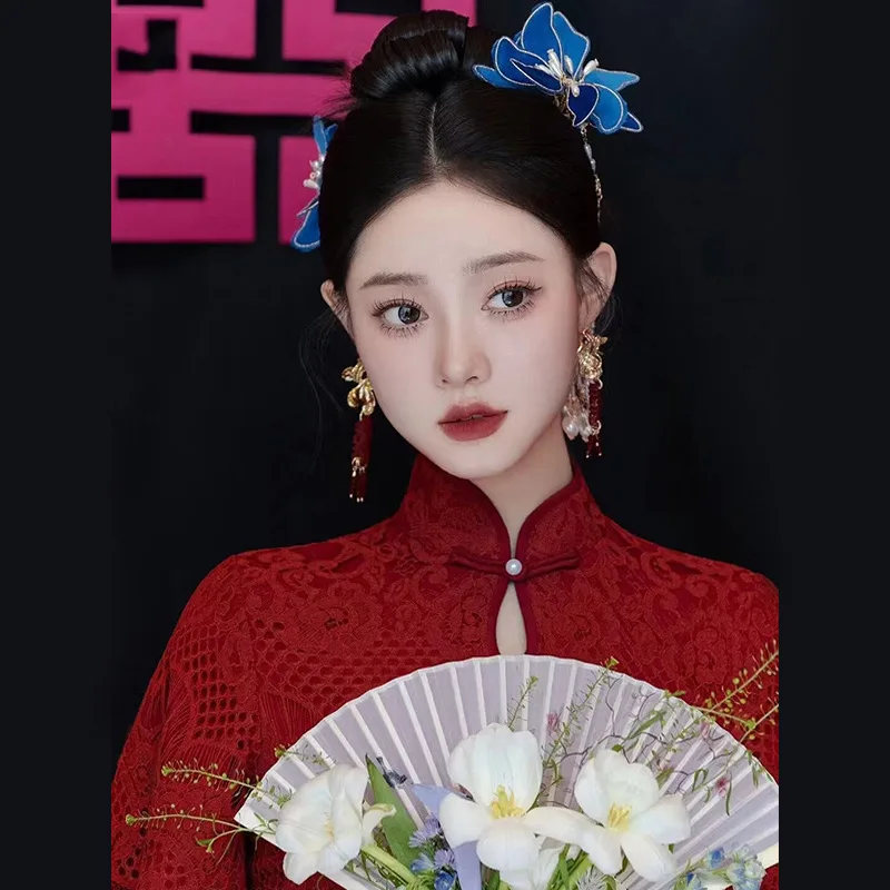 

Chinese Style Blue Tassel Headwear Bridal Xiuhe Dress Ancient Dangling Ornament Toast Clothing Simple High-End Hair Accessories