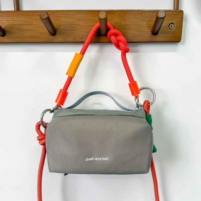 2026 New Women's Crossbody Bag Fashion High Quality Nylon Commuter Handbag Waterproof and Versatile Outdoor Sports Storage Bag