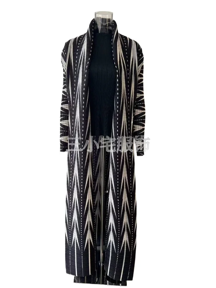 pleats robe Long Sleeve Printed Dress Windbreak Women 2024 Winter New Original Designer Abayas Turndown Collar Belted Coats