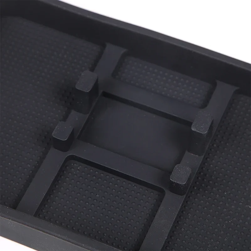 For Land Rover Discovery Sports 24 Silica Gel Black Car Dashboard Storage Box Mat Mobile Phone Navigation Holder Car Accessories