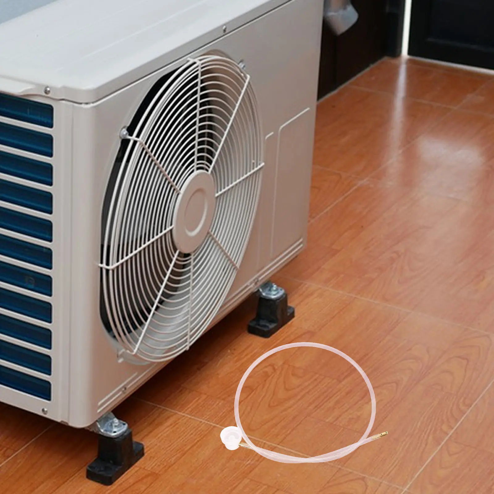 

Набор из 4 пластиковых износостойких насадок для распыления с гибким шлангом для точного распыления