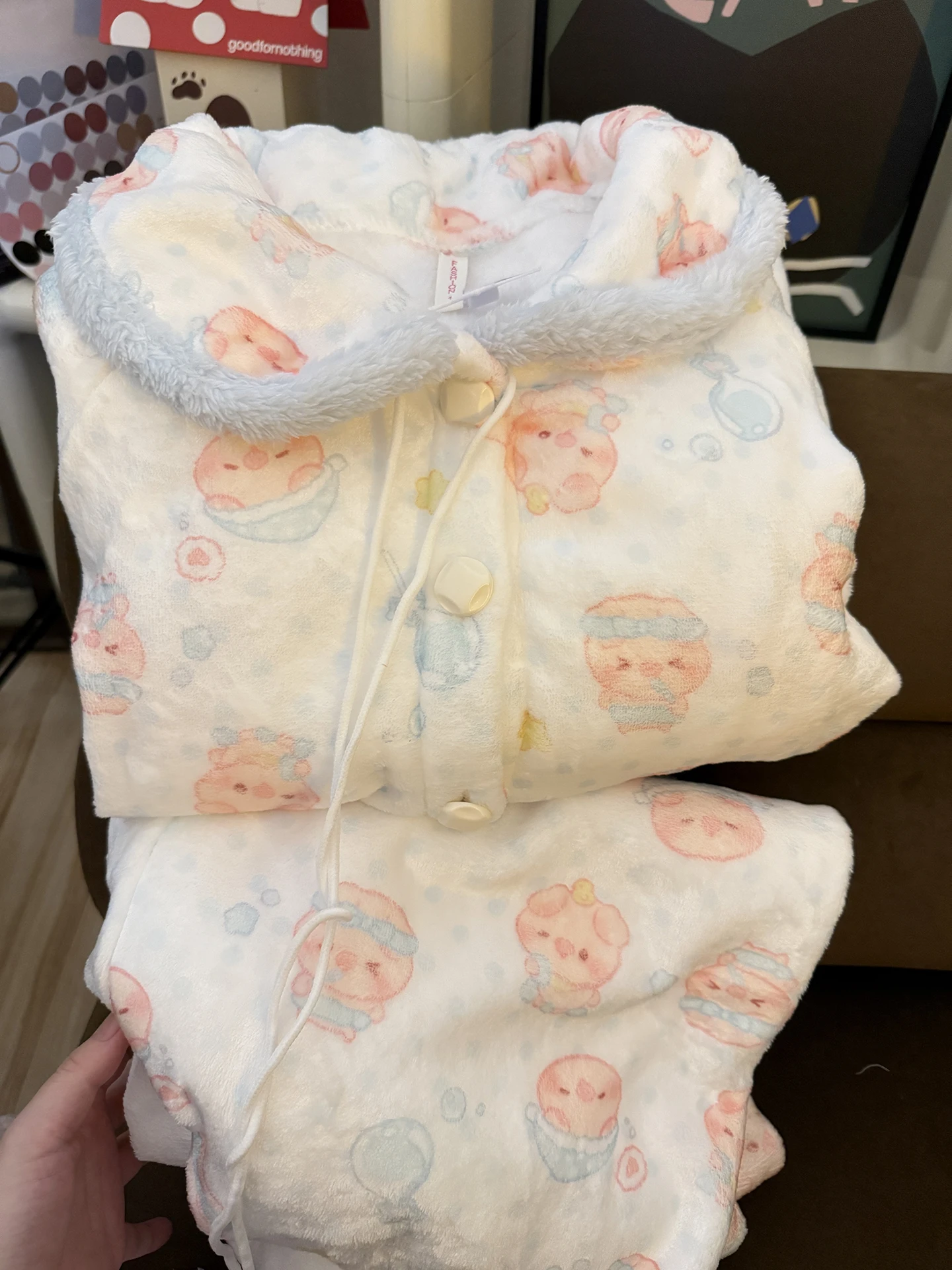 pigiama-da-donna-in-pile-corallo-spesso-con-motivo-a-naso-di-maiale-morbido-e-peluche-ideale-per-la-casa-autunno-e-inverno-adatto-per