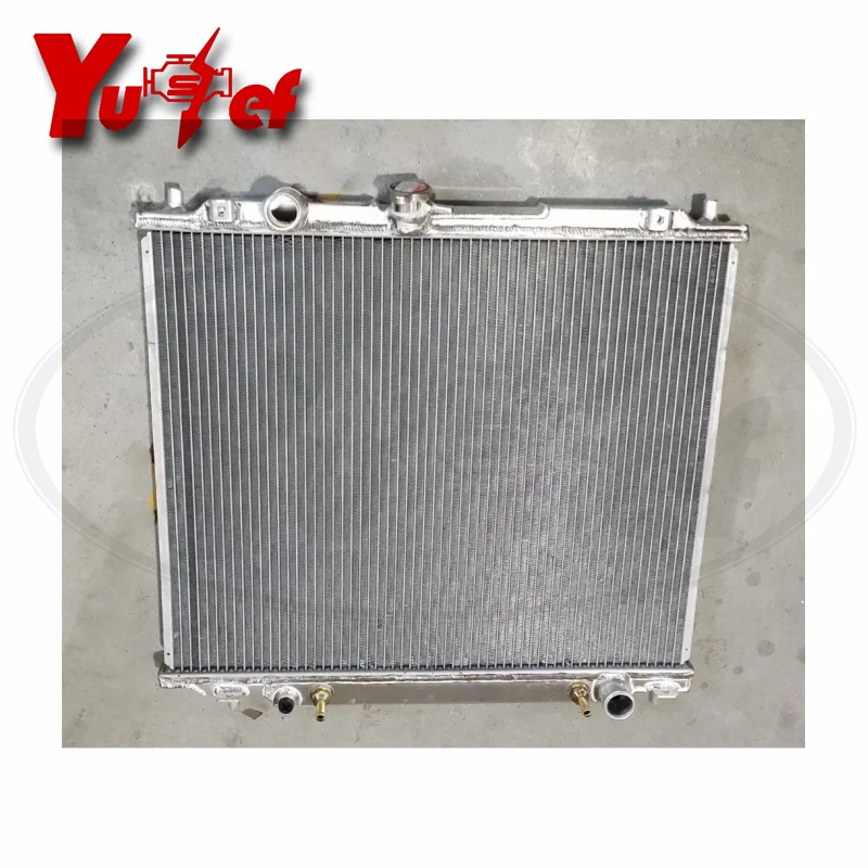 ALUMINUM RADIATOR For MITSUBISHI PAJERO/MONTERO 1993-1998 AT V46 4M40T 40mm OEM:MB890957