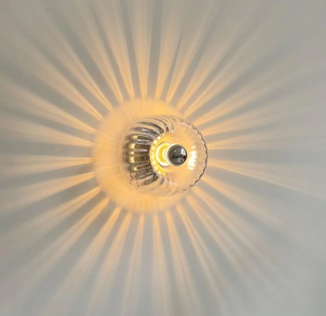 

Retro Glass Wall Lamp Backdrop Wall Light Equipped with Warm-Colored Bulb for Living Room Bedroom Silver