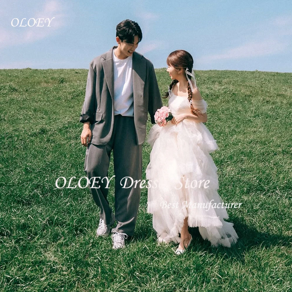 

OLOEY Classic Korea Ivory Wedding Dress Off Shoulder Photoshoot Bridal Gown A Line Strapless Tiered Custom Made Corset 웨딩드레스