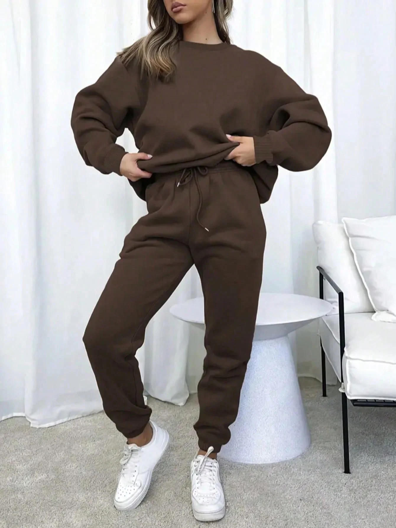 Women 2 Piece Fleece Sweatsuit Sets Oversized Crewneck Sweatshirt and High Waist Jogger Pants Casual Tracksuit Outfits Autumn Winter
