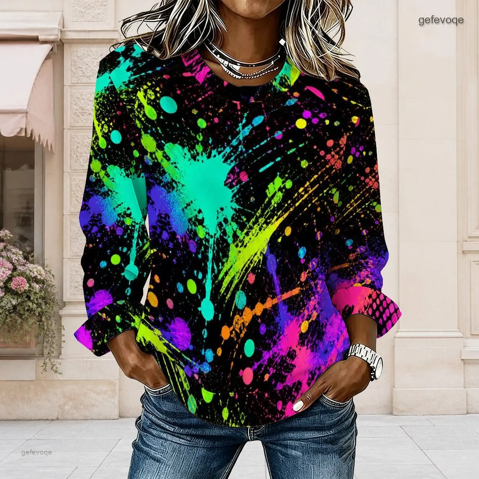 Women Abstract Paint Splatter Printed Round Neck Long Sleeve Curved Hem Top