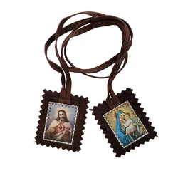 Lady of Mount Carmel Medal Wool Scapular Our Lady of Mt.Carmel Sacred Heart Necklace Catholic Devotional Protection Gift