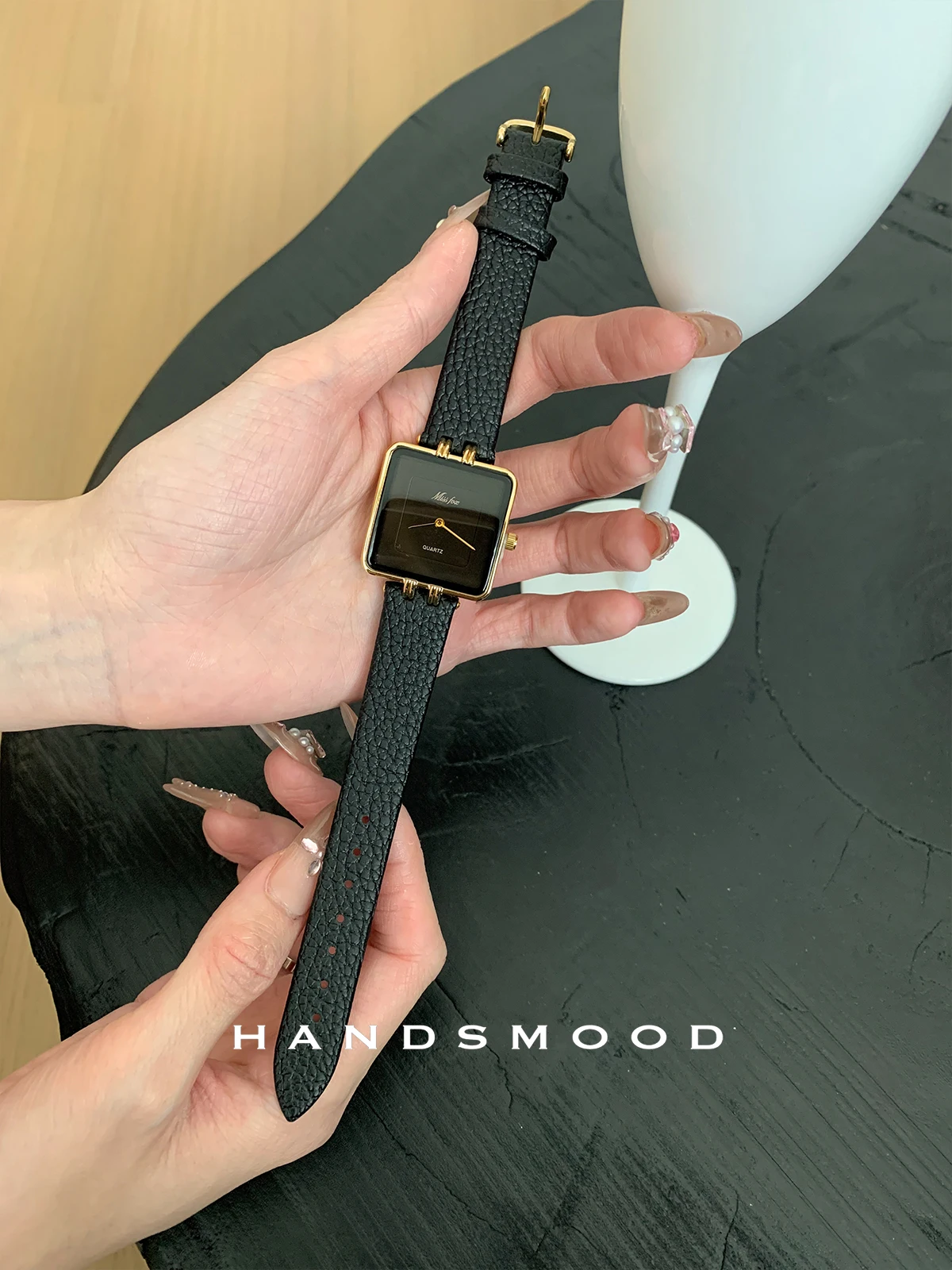 

Elegant women's watch, minimalist black and gold square dial, classic and sophisticated style, casual leather women's watch.
