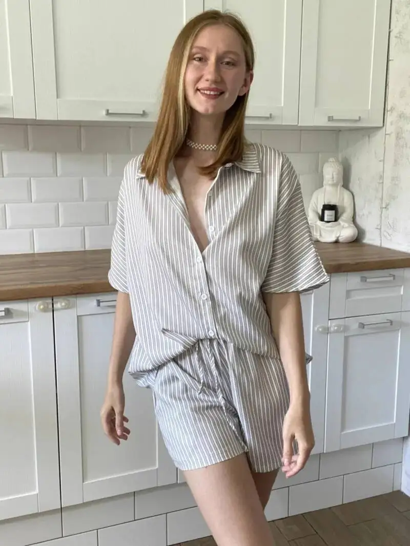 

Повседневные полосатые шорты на шнуровке, костюмы, женские однобортные блузки с лацканами и половиной рукава, широкие шорты, новый летний женский комплект LH5C