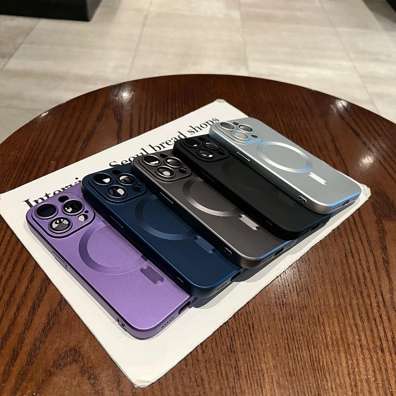 

Luxury Wireless Charge Case for IPhone 13 14 Pro Max Plus Soft Silicone Magnetic Shockproof Bumper Cover