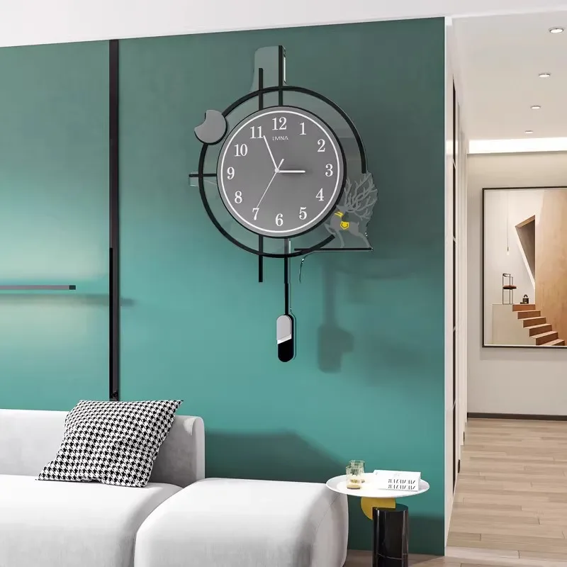 Factory Direct 2026 Minimalist Design Wall Clocks Modern Luminous Xenomorph Luxury Wall Watch Simple Restaurant Horloge Murale R