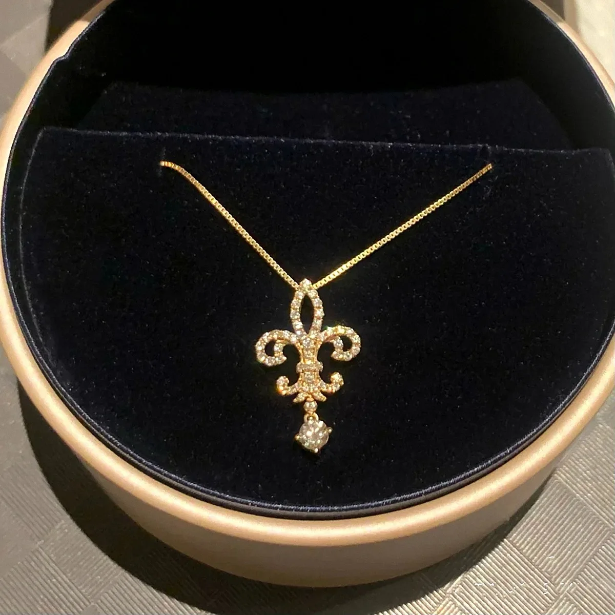 

Post Iris Pendant Necklace Women's S 925 Pure Silver Style Simple Style Clavicle Chain