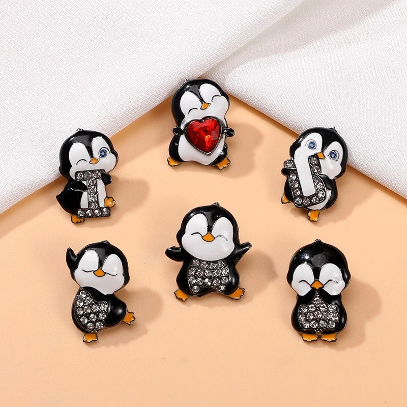 Daily Commute Cartoon Penguin Inlaid Diamond Oil Drip Alloy Brooch Fashion Badge Pin For DIY Clothing Bags Hat Scarf Accessories