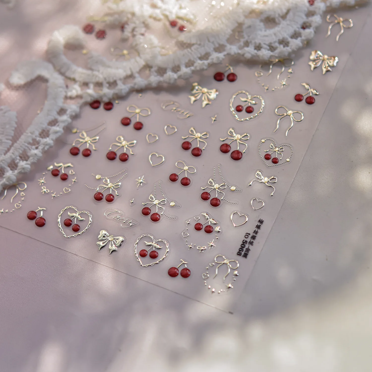 Nastro di seta dorato fragola ciliegia frutta bowknot cuore d'amore morbido autoadesivo decorazione per unghie adesivo manicure decalcomania fai da te