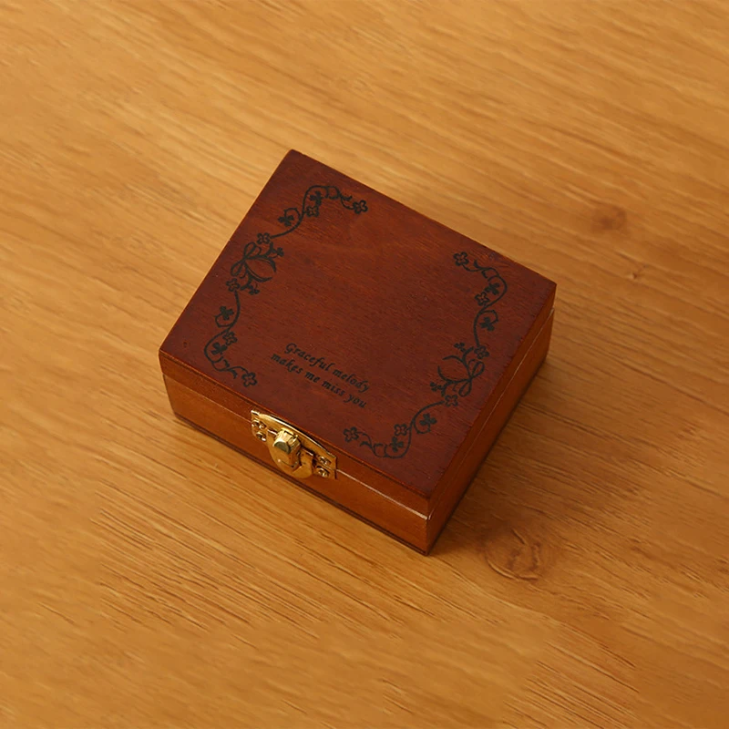 Ali-HMA76 1Pc 1:12 Dollhouse Miniature Vintage Wooden Suitcase Storage Box Toy for Children's Dollhouse Furniture Decoration