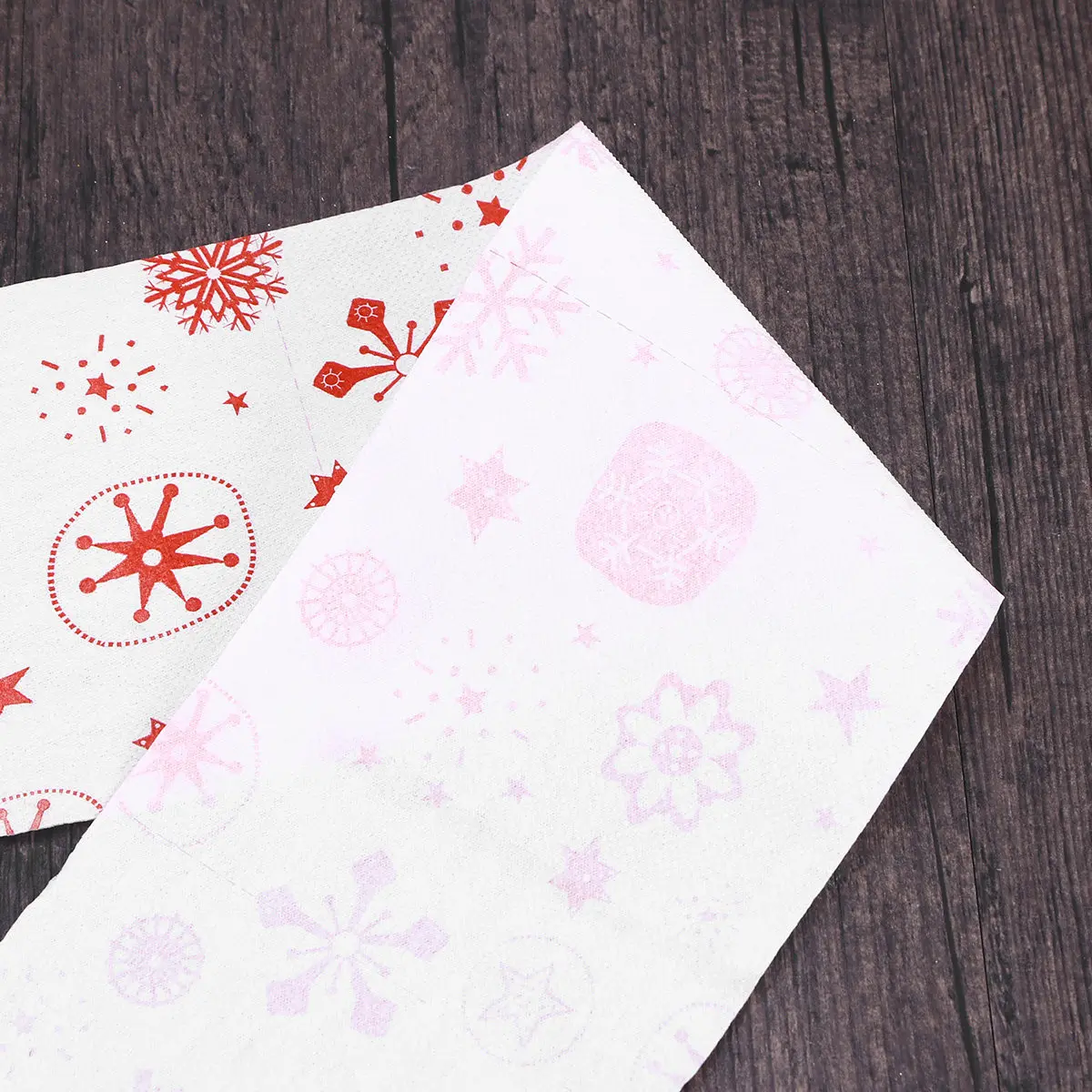 Eco-Friendly Santa Claus Printed Tissue Rolls – Soft Multi-Layer Holiday Decor for Home, Cafe, Restaurant, Bathroom