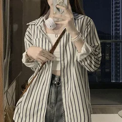 Fashion Lapel Button Loose Pockets Striped Shirt Female Clothing 2023 Autumn New New Casual Tops All-match Commute Blouse