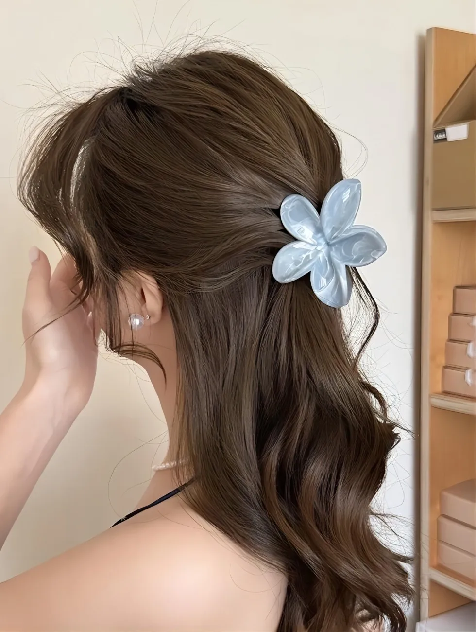 4 Buah Klip Cakar Rambut Besar Musim Panas Aksesori Rambut Kupu-kupu untuk Wanita Anak Perempuan Hiasan Kepala Bunga Modis Jepit Rambut Antiselip Jepit Rambut Kepiting