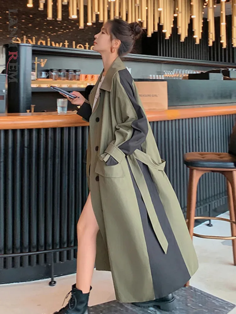 LANMREM Patchwork Contrast Color Trench Coat For Women Lapel Single Breasted Long Sleeves Belt Coats Retro Clothes 2024 2YA3539