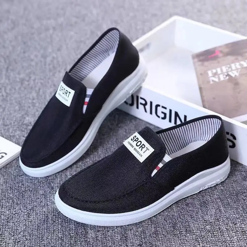 2025 Men Casual Shoes Slip on Canvas Fashion Sneakers Breathable Summer Walking Loafers Non Slip Comfortable Youth Skate Flats