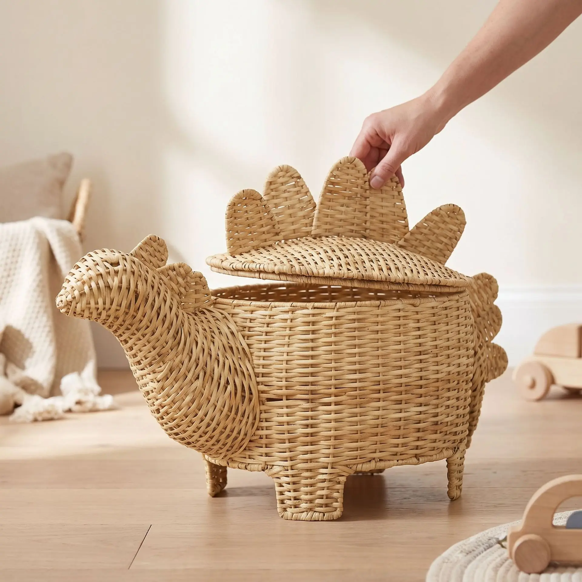 Real rattan storage basket Cartoon dinosaur shape rattan basket Home snacks Snack woven basket