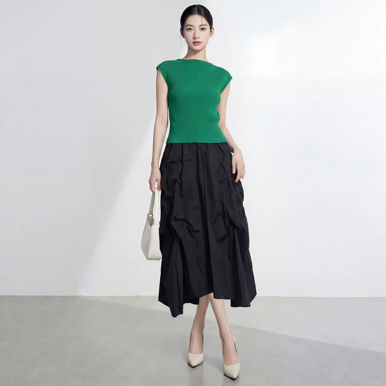 Miyake Style Pleated Dress for Women 2026 New Design Irregular Round Neck Sleeveless Splicing Contrasting Mid-length Skirt