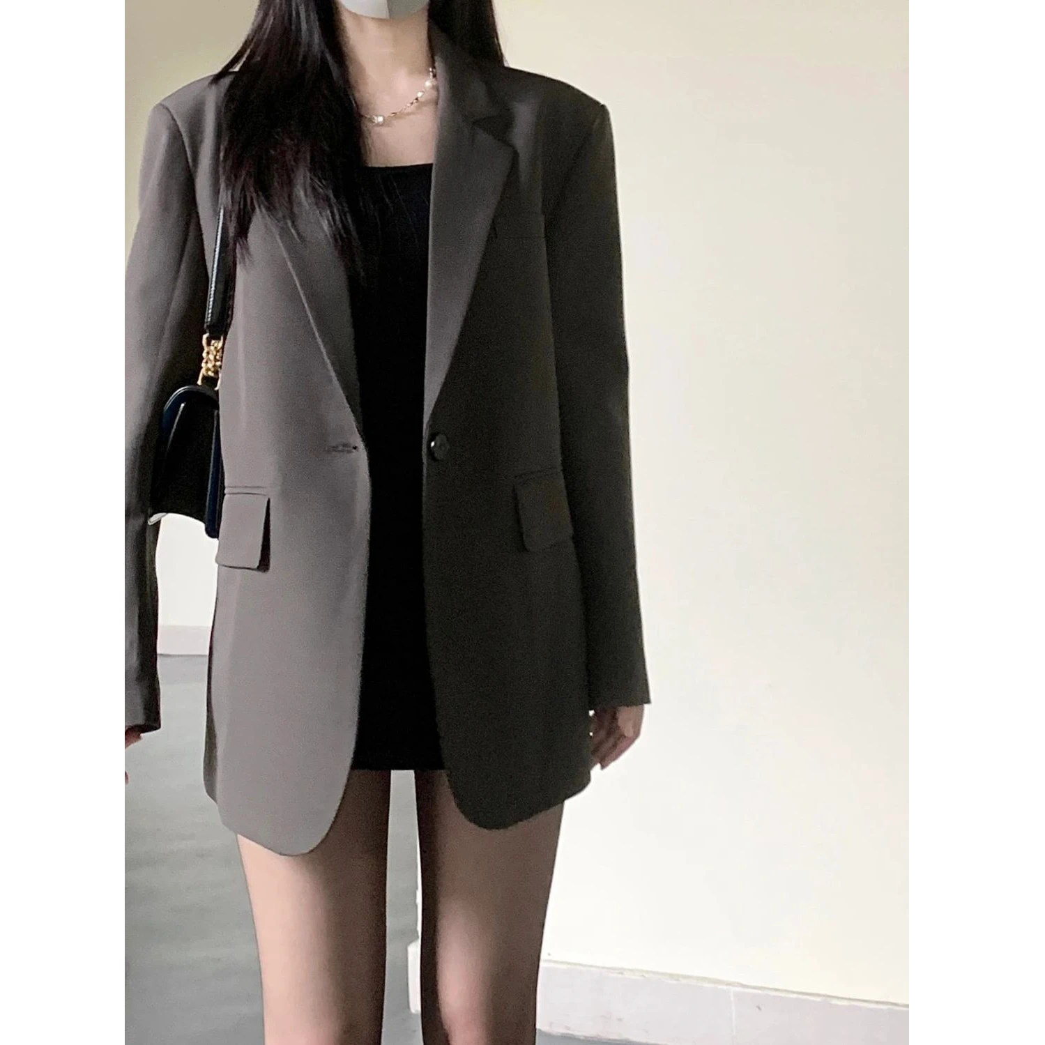

Elegant Casual Style Women's Suit Jacket Spring 2025 Loose Fit Slimming Outerwear Commute Fashion Fiber Fabric Long Sleeve