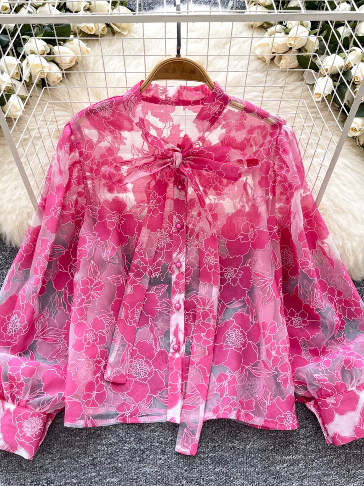 

Elegant V-neck Shirt Women's Slimming Knot Belted Lantern Sleeve Embroidered Mesh Top Korean Style Long Sleeve Loos...