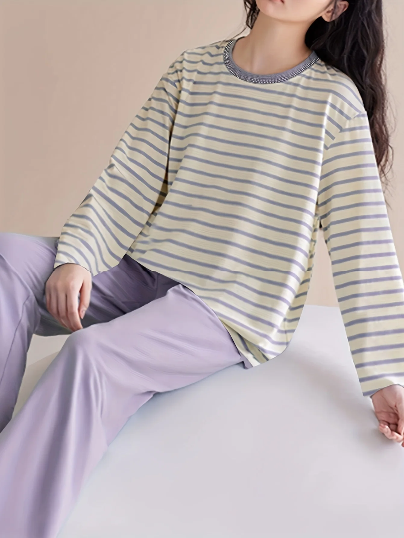 

Плюс - свободный размер - женский пижамный комплект с длинными рукавами, подходит для верхней одежды.