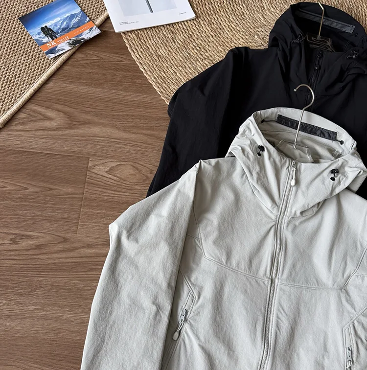 Herren-Softshell-Kapuzenjacke – Leichte Reißverschluss-Jacke für den Alltag im Herbst und für Outdoor-Aktivitäten – Detail 4
