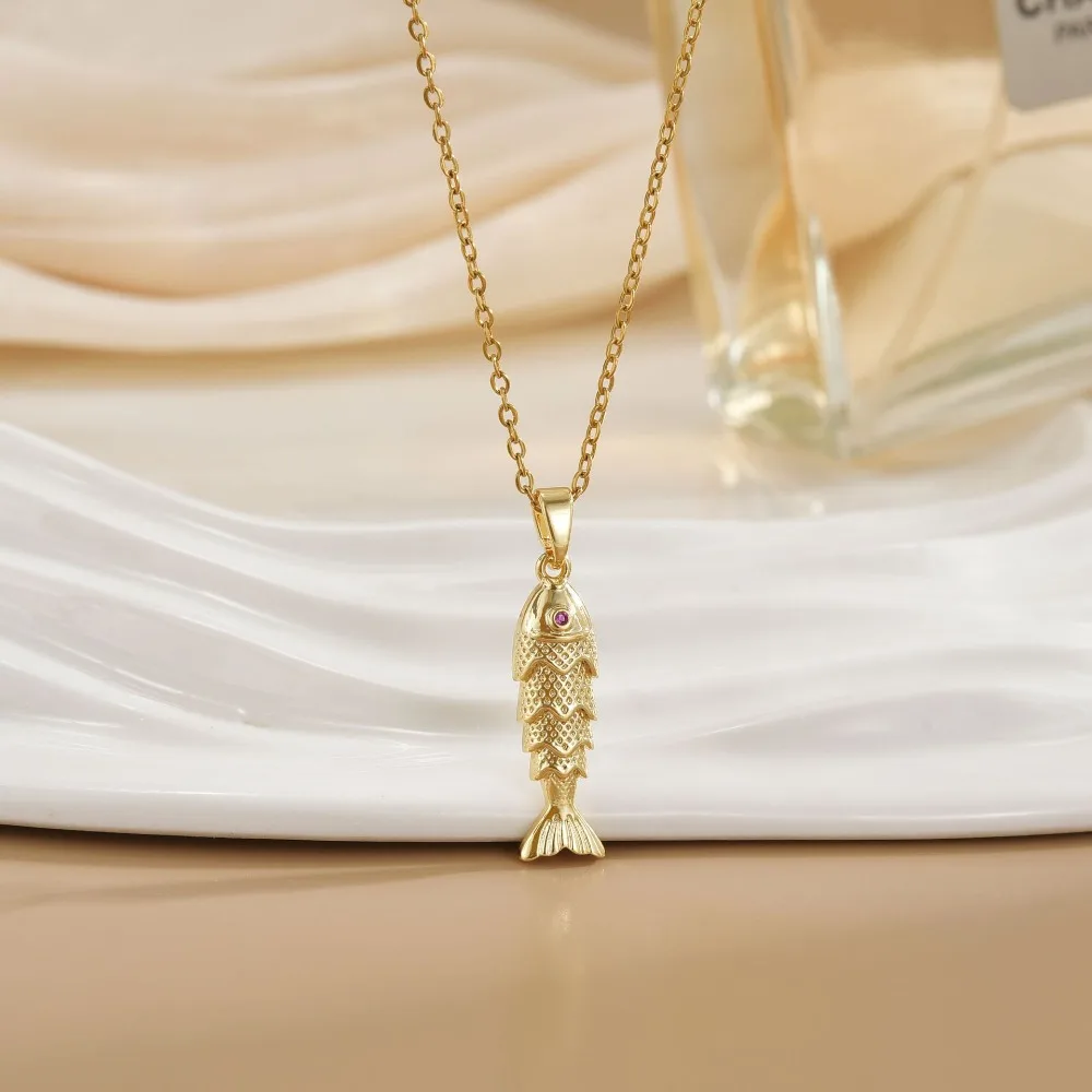 Trendy Retro Stainless Steel Stereo Koi Purple Zircon Fish Eyes Pendant Necklace for Women Personality Collar Chain Jewelry Gift