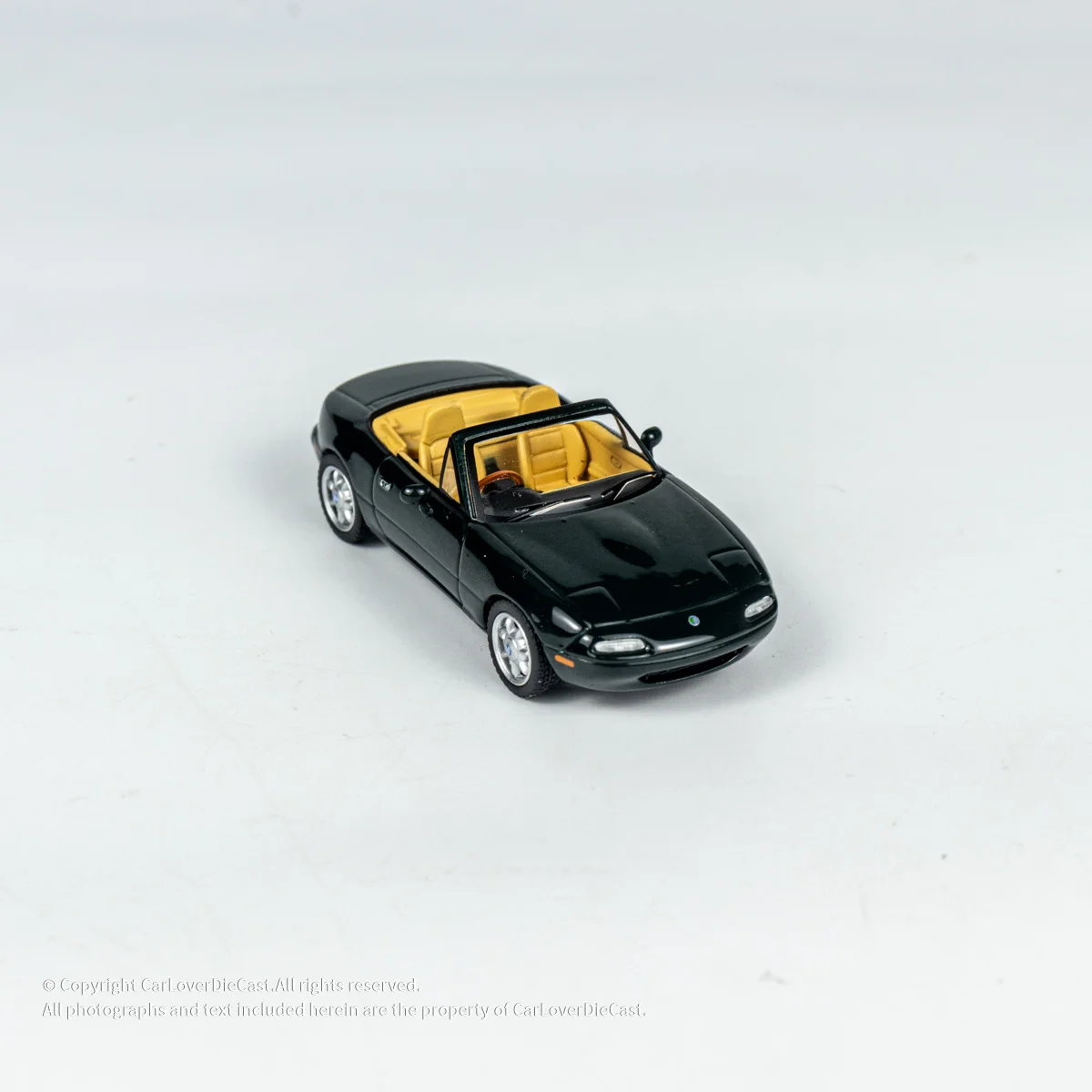 MINIGT 1:64 Eunos Roadster V-Spezialmodellauto