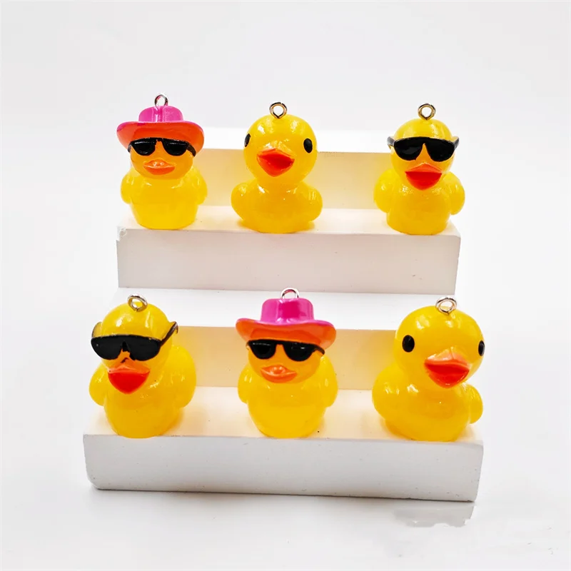 New 10pcs Kawaii Hat Sunglasses Little Yellow Duck Charms Cute Resin Animals Pendant For Women Keychain DIY Jewelry Accessories