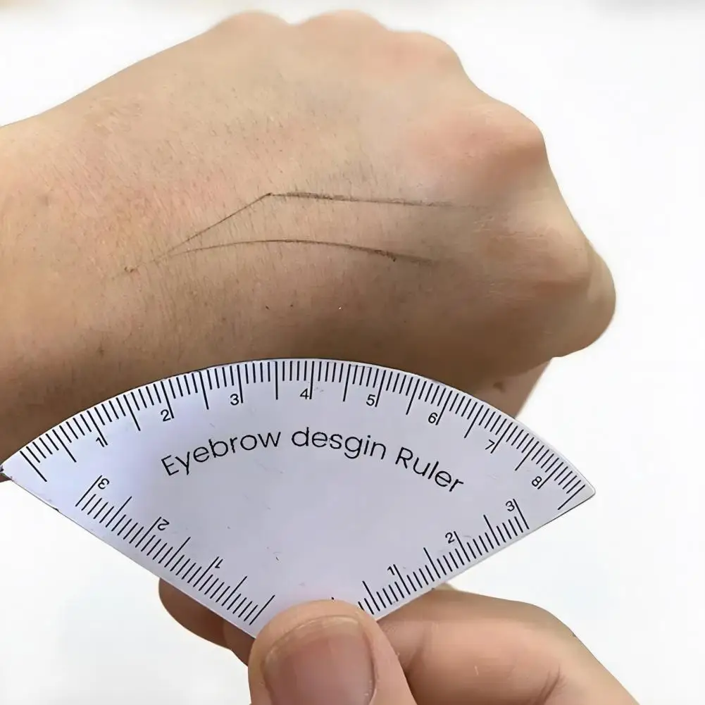 Wenkbrauwvormgevende liniaal Verstelbare make-up tekengids Wenkbrauwontwerpliniaal Draagbaar make-uphulpmiddel voor beginners Pros