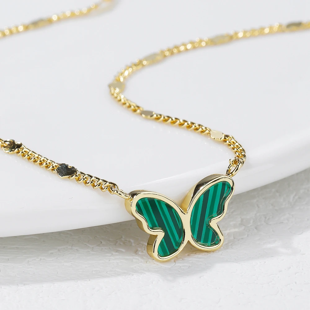 

Personality Green Color Butterfly Necklaces For Women Minimalist Necklace Party Jewelry