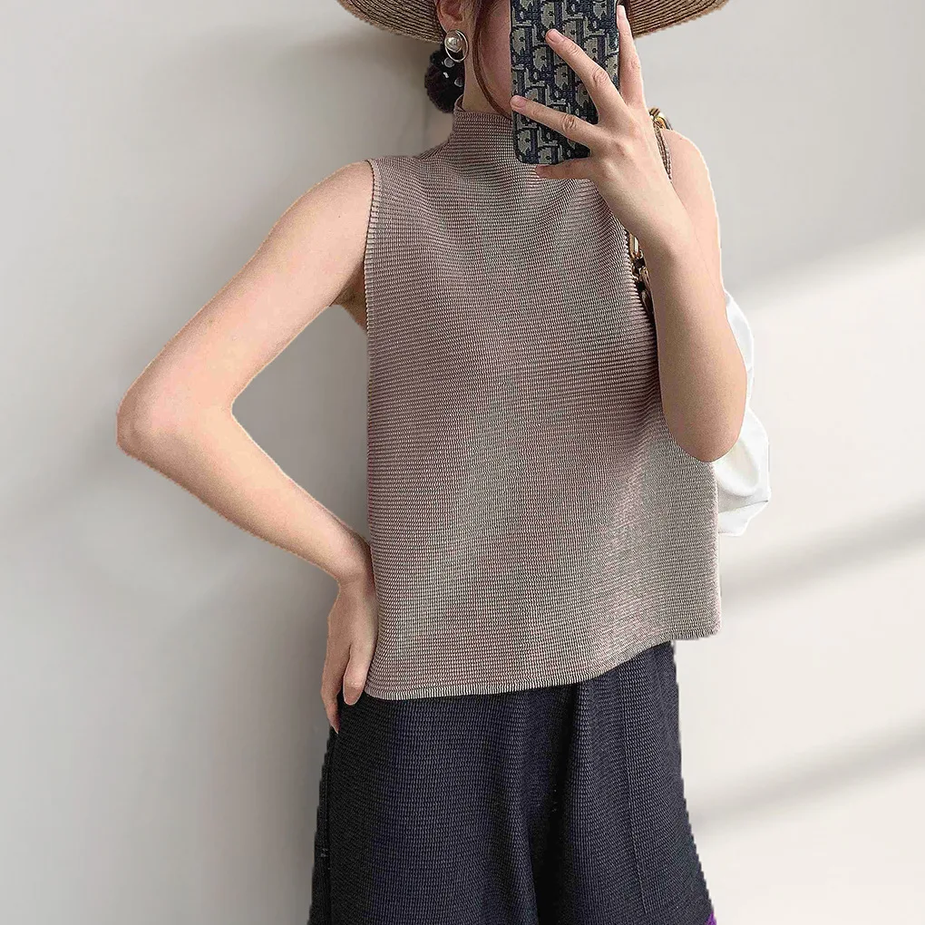 Women's T-shirts Miyake Pleated Fashion  loose crew neck sleeveless vest ins tide