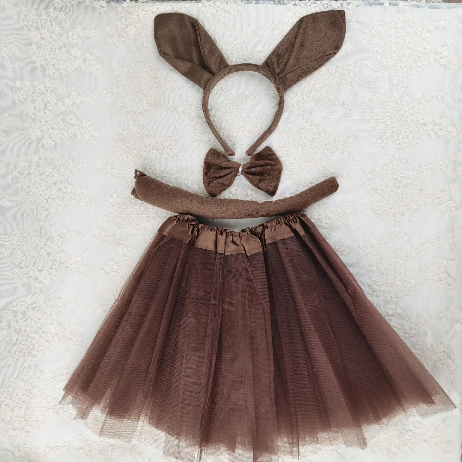 

Костюм для косплея животного кенгуру для женщин и девочек: ушки, повязка на голову, нос, лапы, хвост, галстук-бабочка, юбка-пачка, наряд для тематической вечеринки