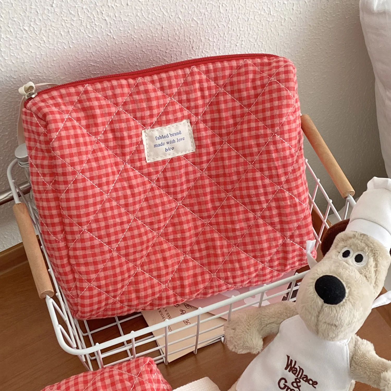 Karierte Make-up-Tasche, große Kapazität, tragbare Kosmetiktasche für Frauen und Mädchen, Hautpflege-Kulturbeutel, multifunktional, niedliche Geldbörse – Detail 6