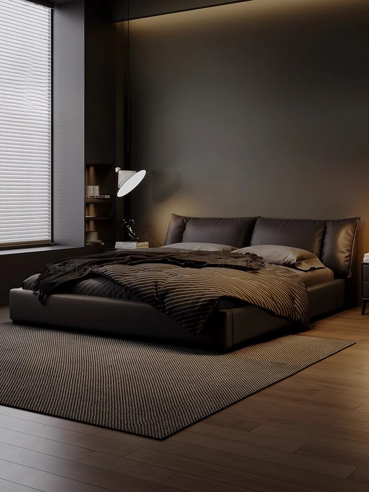 

Cowhide high-end atmospheric 1.8-meter bed light luxury wedding bed Italian master bedroom soft bed