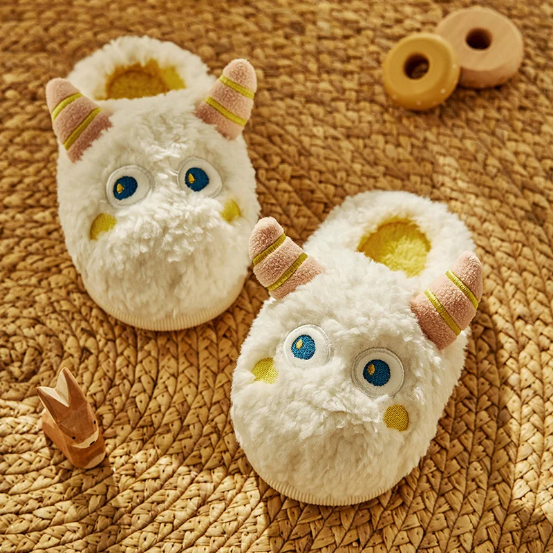 

Children's Cotton Home Slippers Winter Boys And Girls' Baby Slipper Parent-child Shoes Cartoon Anti-skid Baby Wool Slippers