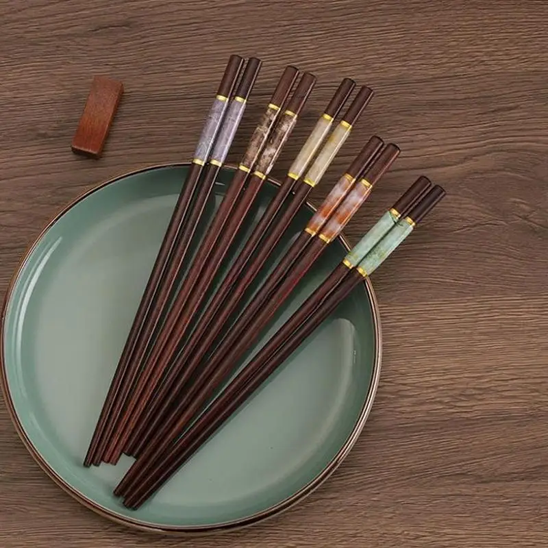 2PCS Bamboo Chopsticks Reusable Non Slip Sticks for Sushi Durable Lightweight Food Chopsticks for Home Dinner