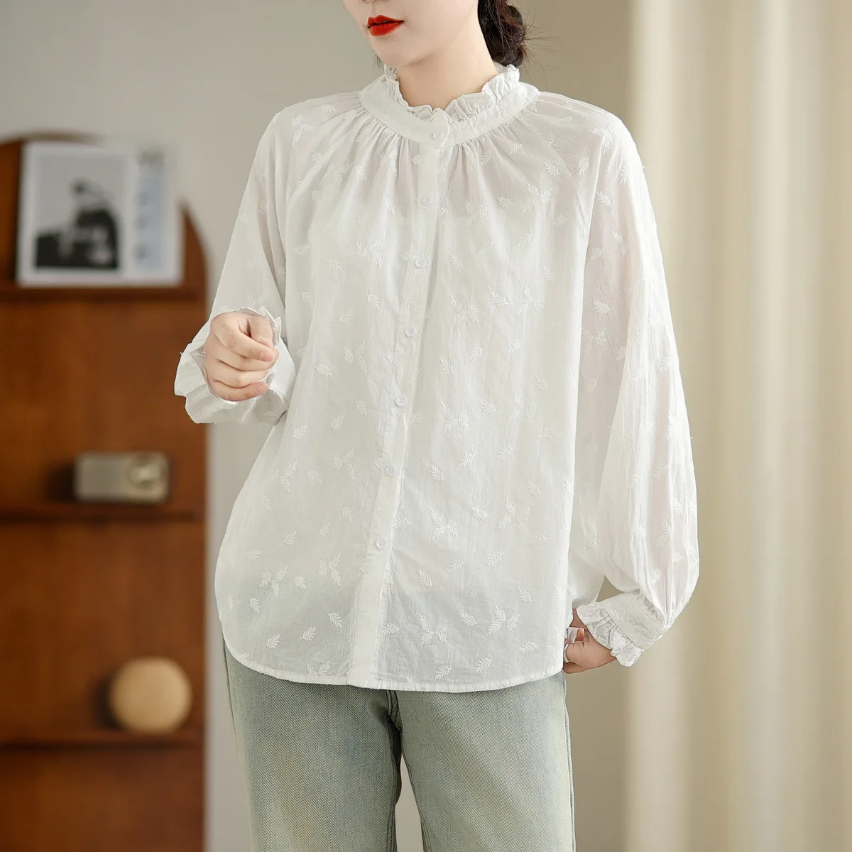 ใหม่2025ฤดูใบไม้ผลิผ้าฝ้ายเสื้อแขนยาวผู้หญิงRuffledเย็บปักถักร้อย, MoriสาวOL Retro Temperamentเดินทางเสื้อหลวมT53740CC