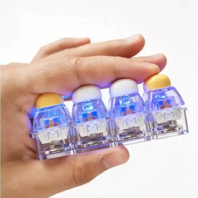 Kawaii Keychain Stress Relief Fidget Toy Keyboard Pendant Office Sensory Stress Relief Decoration Gift