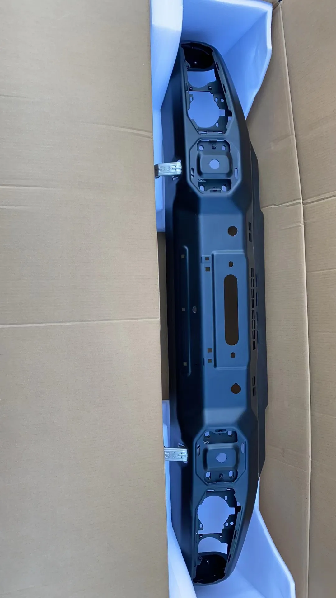 Wholesale Auto Parts Great Wall Auto tank 300 Fenglin Iron Bike Front Bumper Front Bumper Original Auto Parts